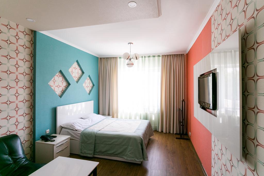 Delphin Guest House Biskek Kültér fotó